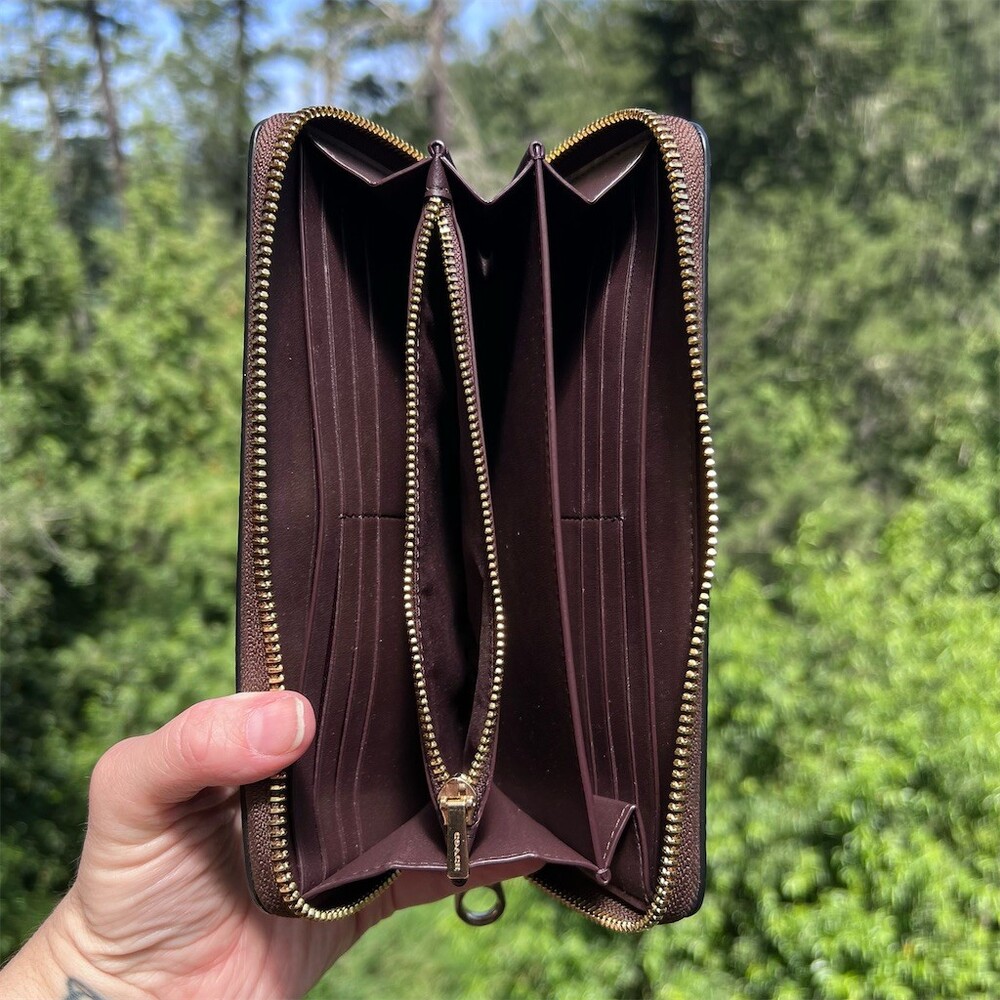 COACH Phone Wallet Signature Brown with Gold Hardware AUTHENTC - Picture 3 of 12